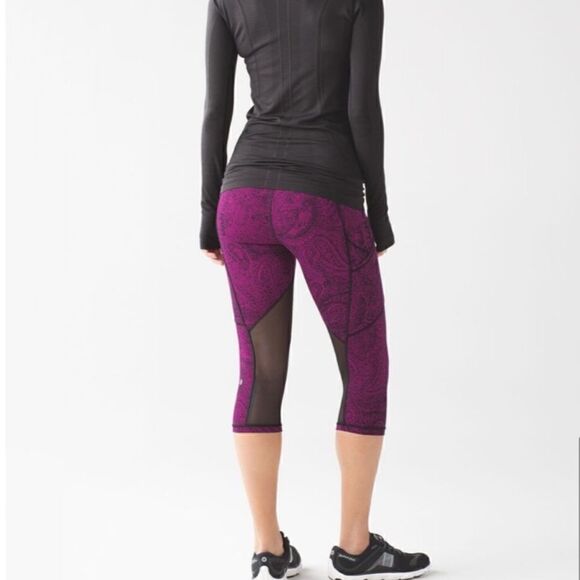 Lululemon Outrun Crop Legging Purple Mesh Antique Paisley Deep Fuchsia Black - Picture 4 of 13
